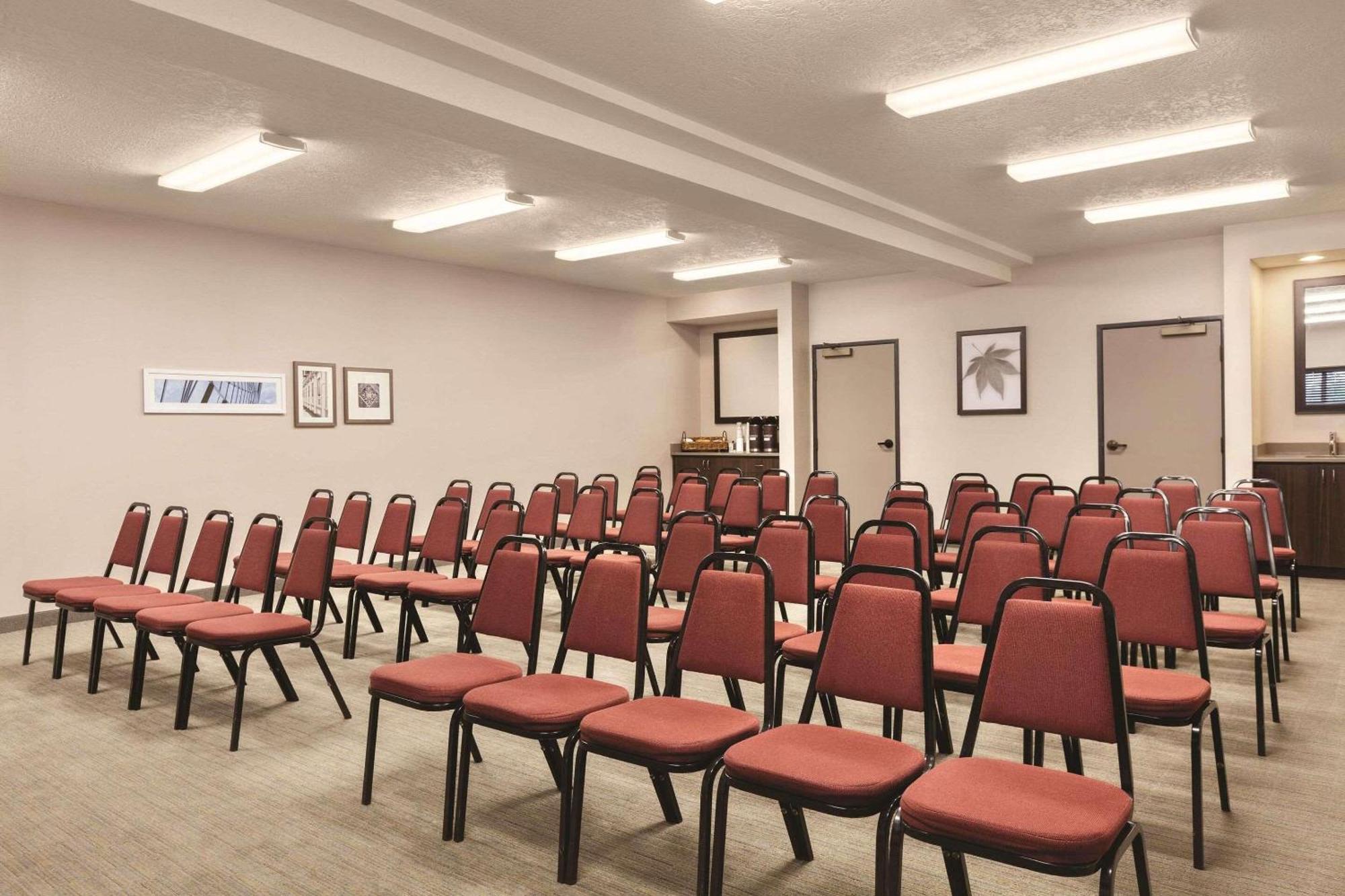 Country Inn & Suites By Radisson, Prineville, Or Exteriör bild